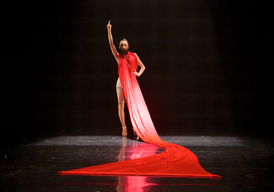 Cette jeune ballerine pulvérise les stéréotypes du corps de danseuse -  Terrafemina