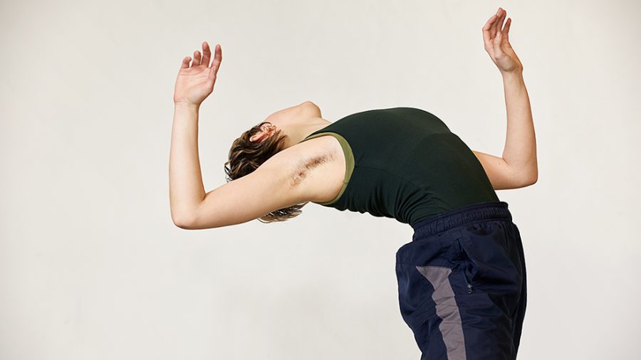 Julianna Bryson in École de danse contemporaine's Les danses de la mi-chemin, photo by Julie Artacho