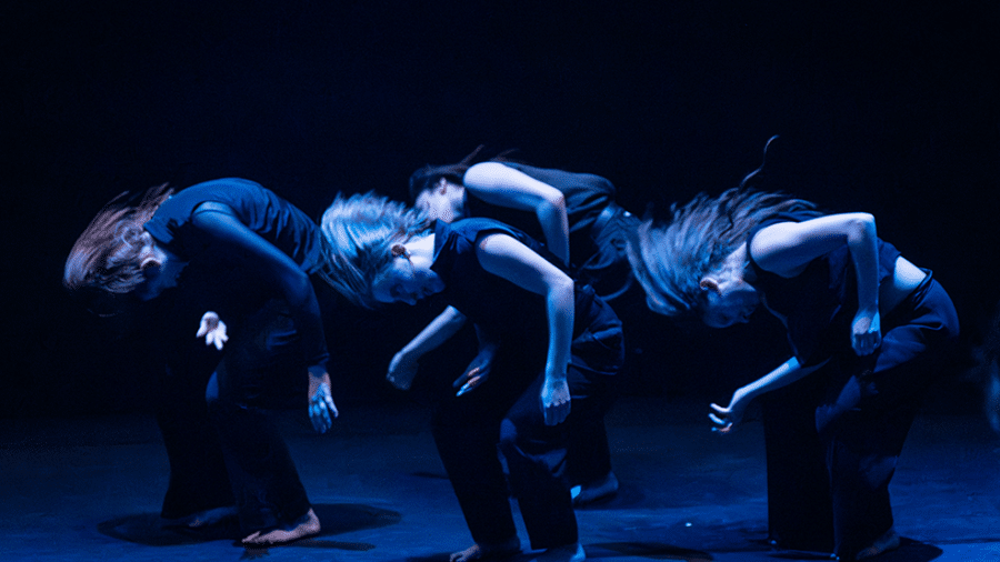 Fanny Hamel, Solveig Langlois, Lilly Bouvier and Mélhya Kilic-Pégourié in Danses d'hiver, photo by Maxime Côtée contemporaine de Montréal, photo credit Maxime Côté, on the picture: Fanny Hamel, Solveig Langlois, Lilly Bouvier and Mélhya Kilic-Pégourié