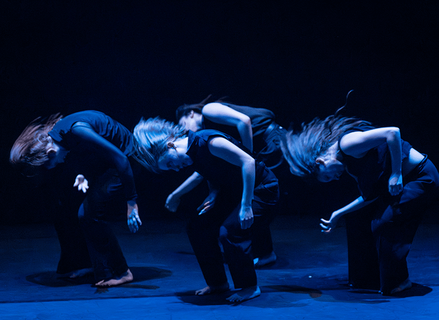 Fanny Hamel, Solveig Langlois, Lilly Bouvier and Mélhya Kilic-Pégourié in Danses d'hiver, photo by Maxime Côtée contemporaine de Montréal, photo credit Maxime Côté, on the picture: Fanny Hamel, Solveig Langlois, Lilly Bouvier and Mélhya Kilic-Pégourié