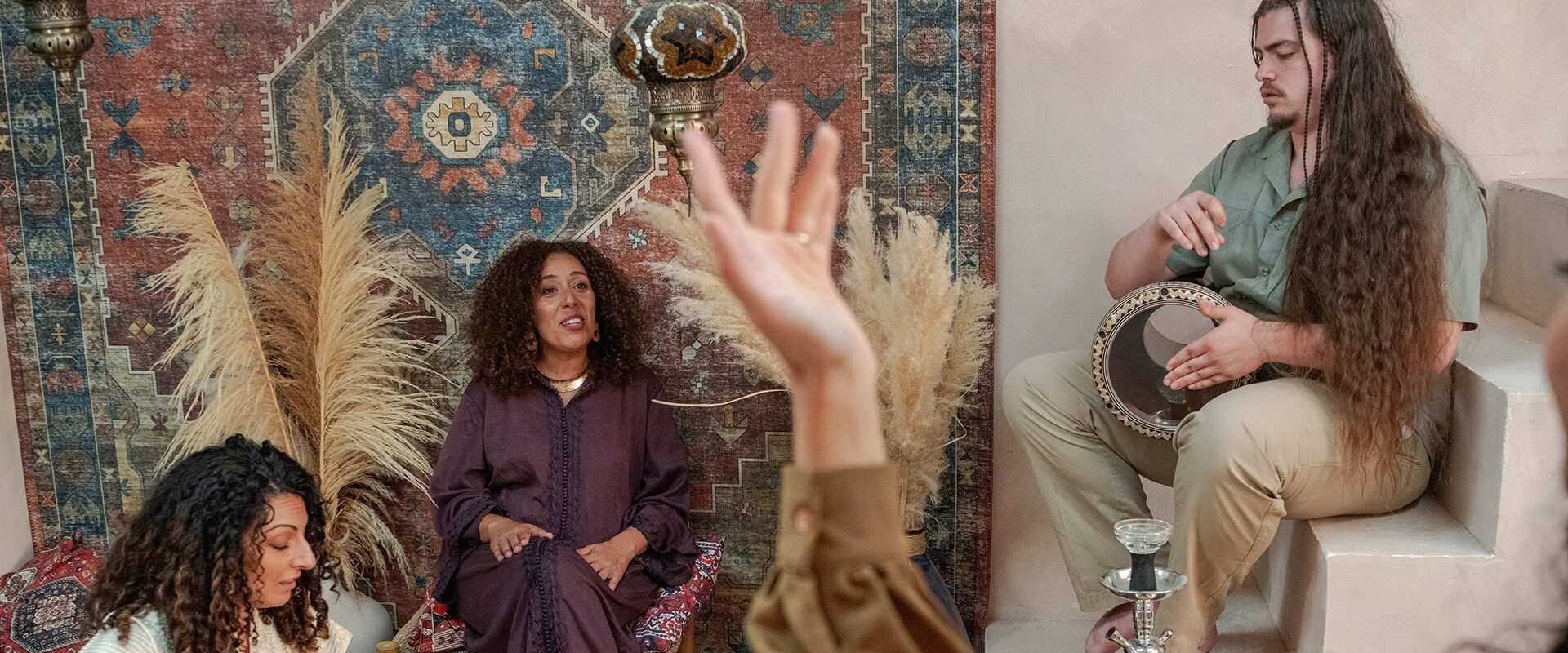 Nadine Altounji, Najla Jaffel and Oisín Hannigan in Chanel Cheiban's El kamar bi zaher, photo by Etienne de Durocher