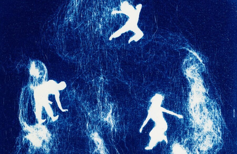 Cyanotype de PIÑA de FakeKnot, photo de Rydel Cerezo