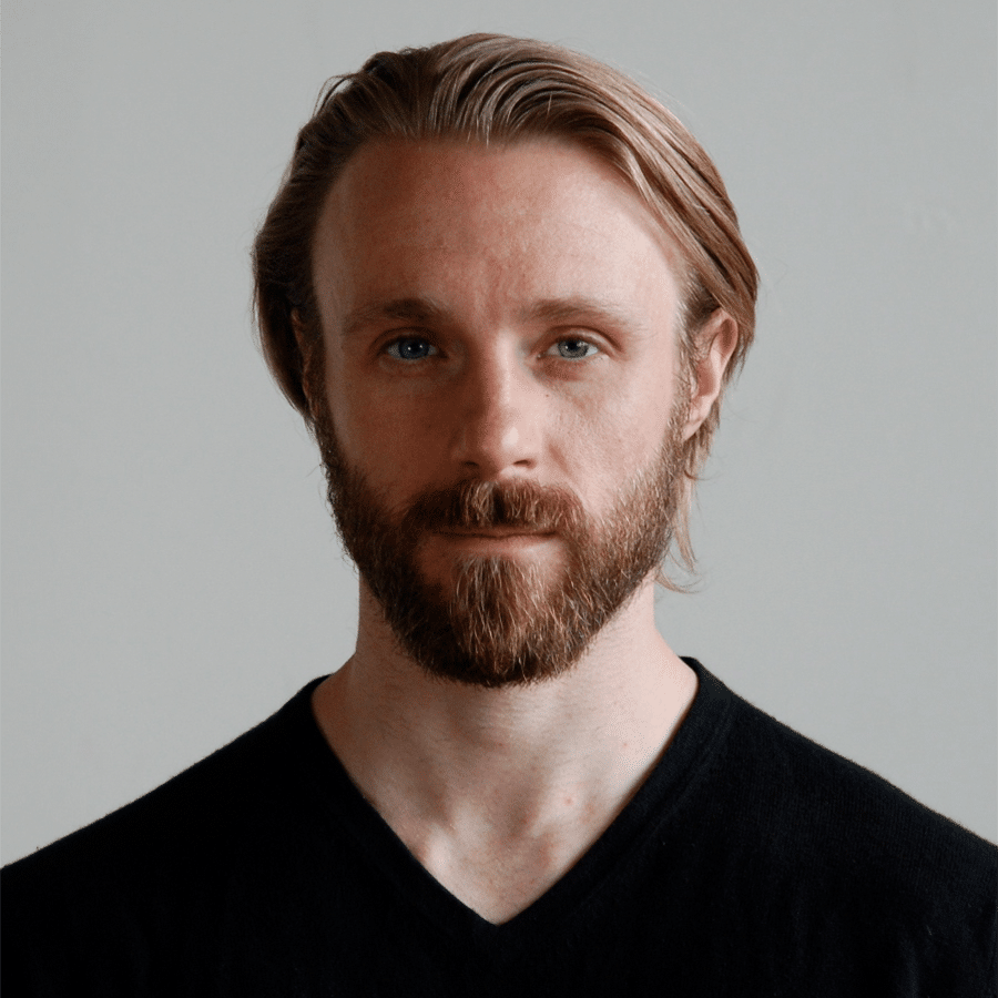 Headshot of Neil Sochasky, photo by Simon Grenier-Poirier