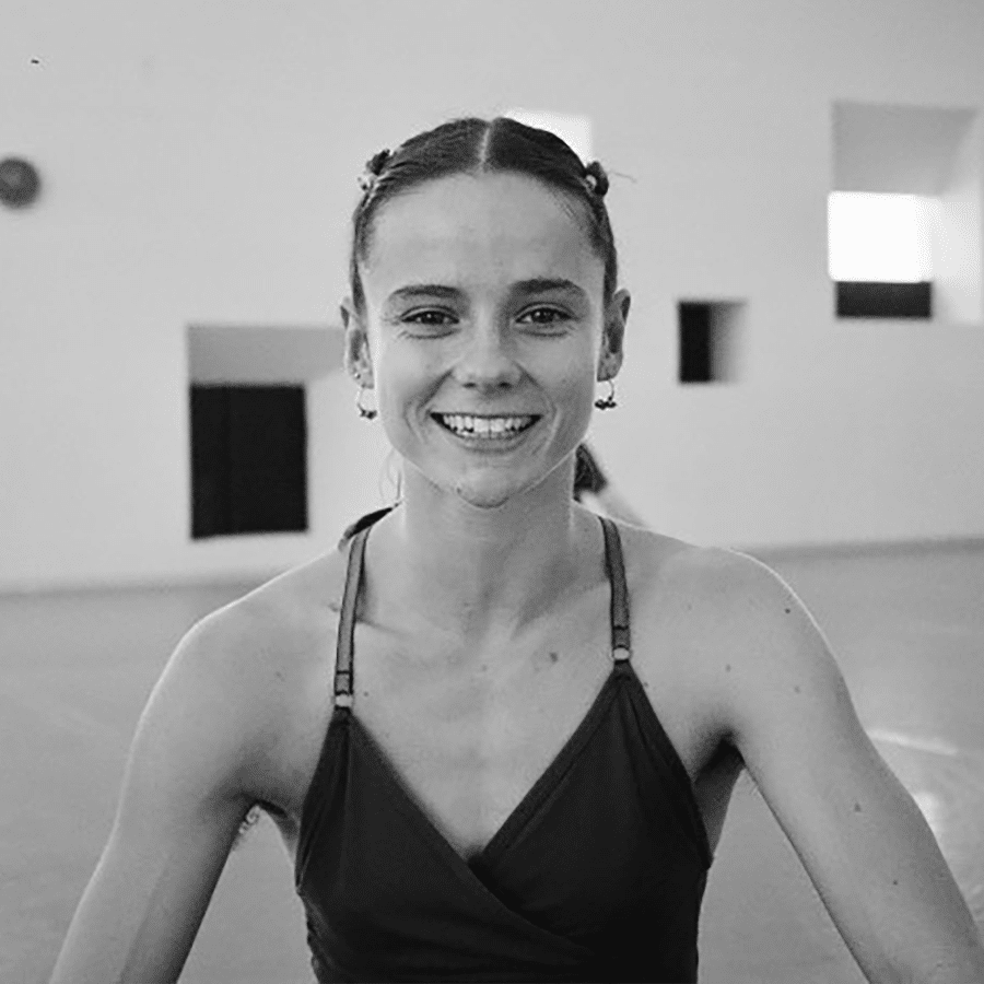 Headshot of Brontë Poiré-Prest, photo credit Ryan Taylor
