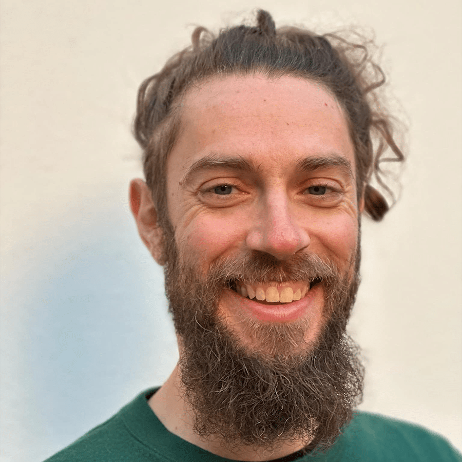 Headshot of Guillaume 