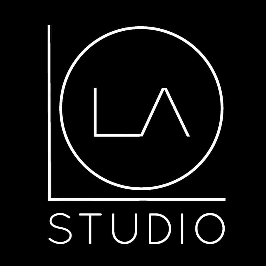 La Lola Studio, white logo