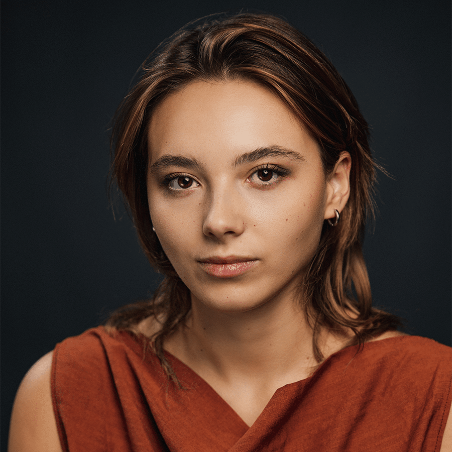 Headshot of Julianne Decerf