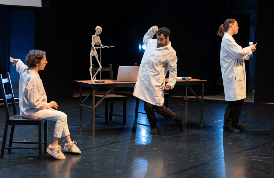 Anne McIsaac, Greg Selinger alias Krypto et Laurie Archambault dans Piece of Mind: Parkinson’s de Piece of Mind Collective, photo de Science ATL