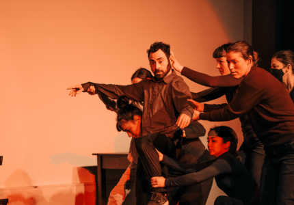 Heidi Blais, Greg Selinger alias Krypto, Claire Honda, Laurie Quantalock Archambault et Anne-Fay Johnston dans Piece of Mind: Parkinson’s de Piece of Mind Collective, photo de Do Phan Hoi